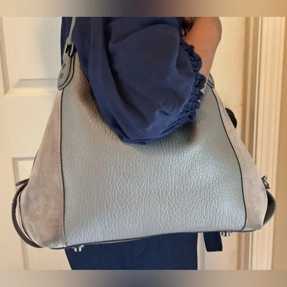 Coach Gray leather and Suede large handbag - Picture 2 of 16